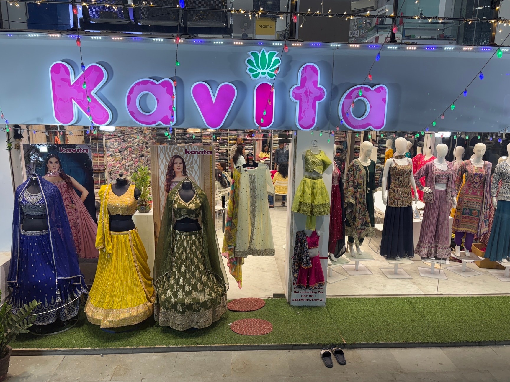 ladies dress shop in vadodara Top Silk Material Retailers - Best Women Silk Dress Material Retailers near me second-colour