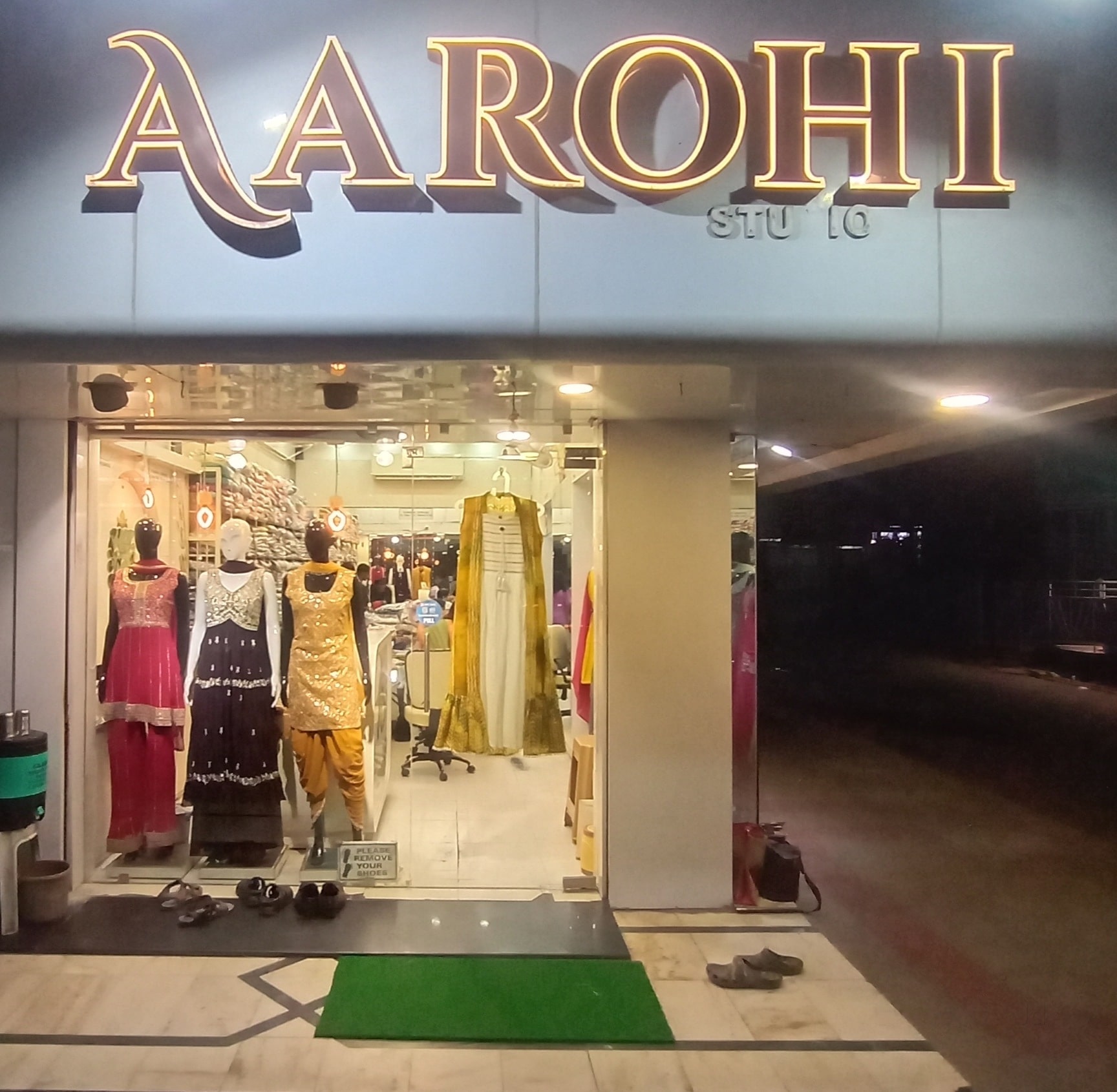 Top Women Boutiques premium in Vadodara - Best Women Boutiques premium near  me - Justdial
