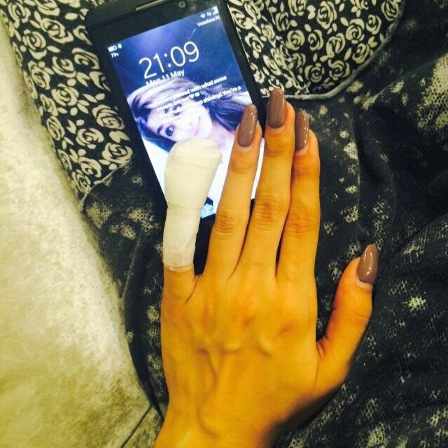 Nail Studio in Race Course,Vadodara Best Beauty Parlours For Nail Art