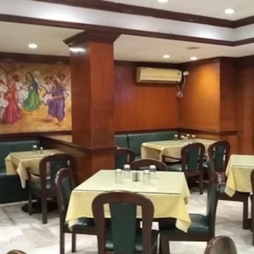 Top Thali Restaurants in Vapi Koliwad Road - Best Gujarati Thali - Justdial