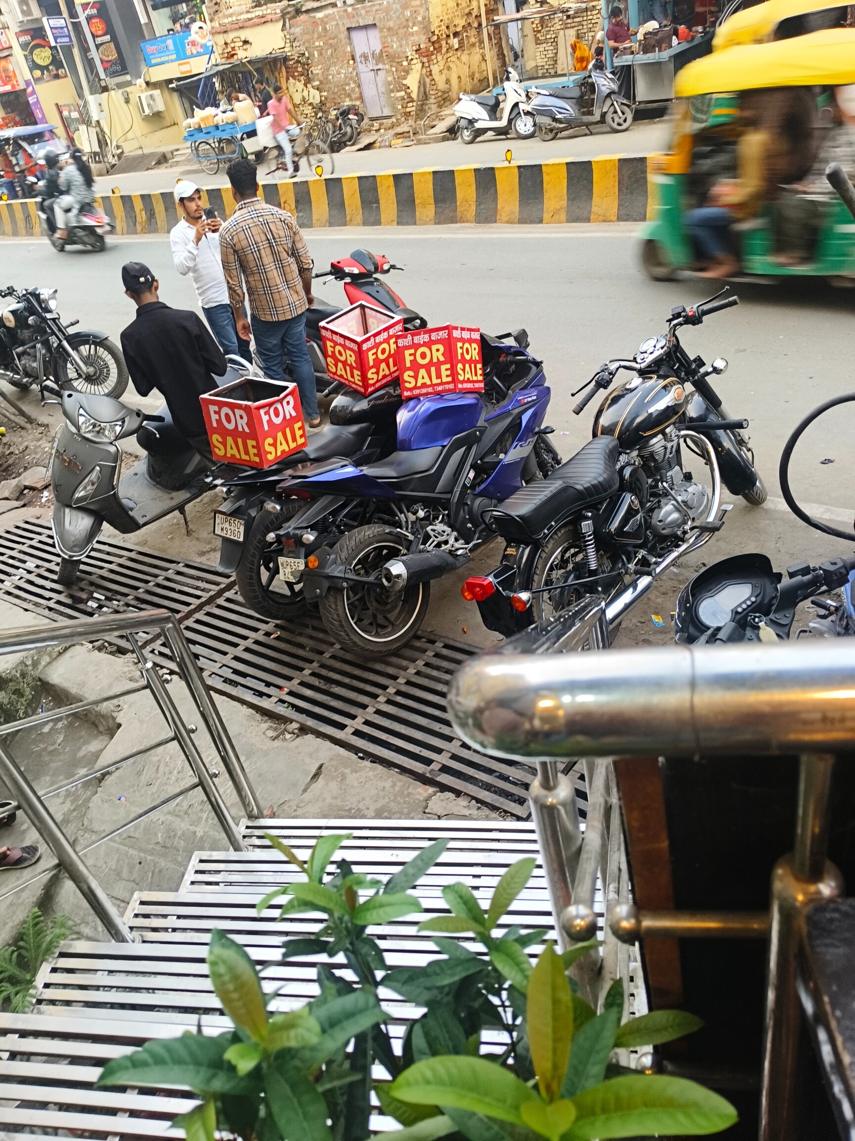 Top Two Wheeler Dealers in Sahupuri, Varanasi - Best Motorcycle