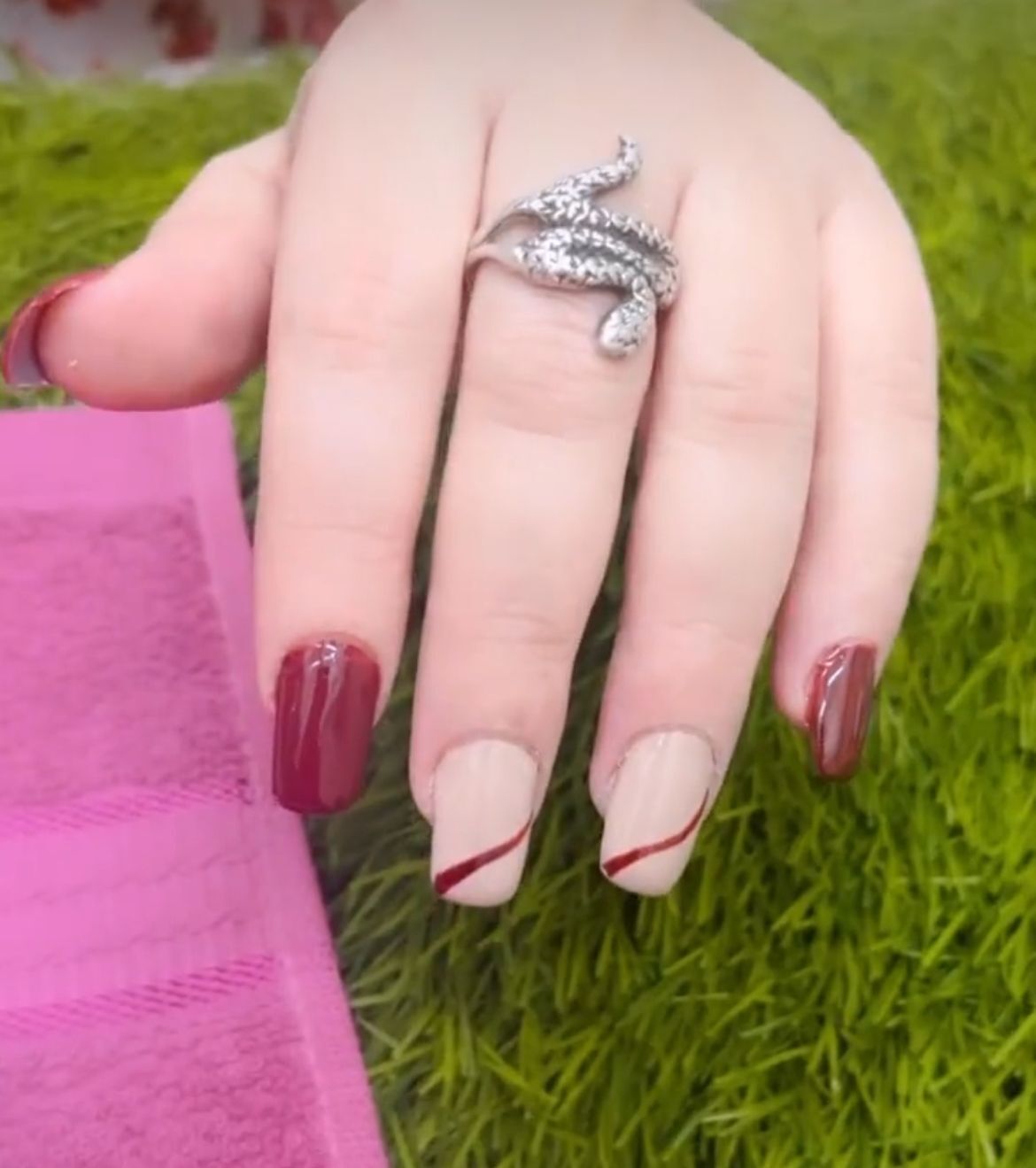 The Monika Nails place in Zirakpur City,Chandigarh Best Beauty Parlours For Nail Art in