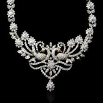 Lagu bandhu diamond necklace hot sale